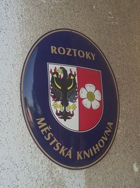 Coat of arms (crest) of Roztoky (Praha-západ)